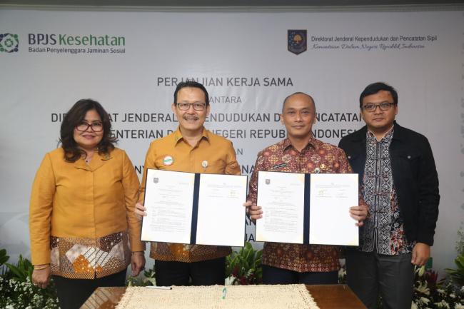 Implementasi Card Reader KTP - El Tingkatkan Akurasi Data Peserta JKN-KIS