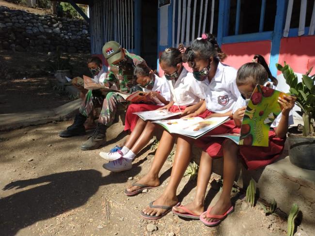 Menyongsong Tahun Ajaran Baru, Satgas Pamtas RI-RDTL Yonif 132/BS, Resmikan Lopo Pintar Untuk Anak P