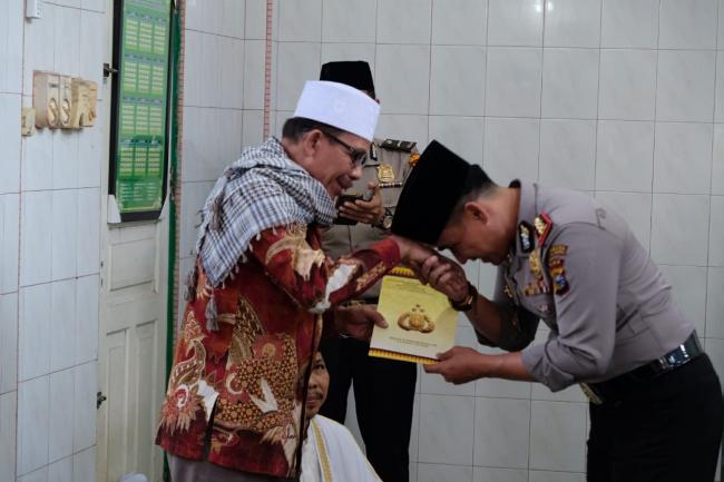 Safari Jumat, Wakapolresta Pekanbaru Sampaikan Pesan Kamtibmas