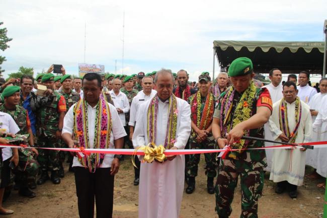 HUT Batalyon ke - 61, TNI Resmikan Tempat Ibadah di Pe