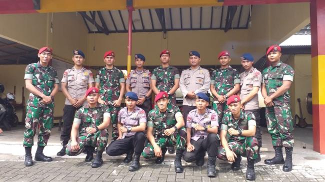 Brimob Polda Banten dan Kopassus Gelar Latihan Bersama