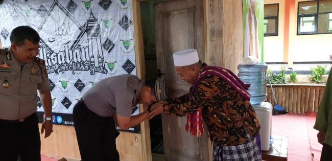 Sambang Kamtibmas, Kabid Humas Kunjungi Ponpes Al - Falah Curuq, Pimpinan KH. Ghozin
