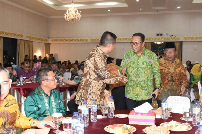 Bupati Kampar Hadiri Ramah Tamah Dengan Danrem Baru Sony Aprianto