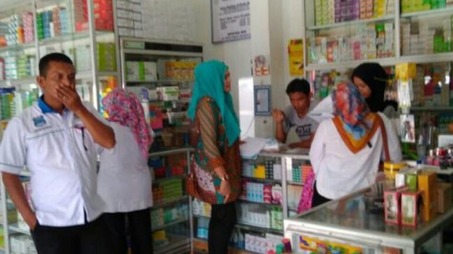 SatRes Narkoba Polres Kampar Bersama BPOM dan Dinas Kesehatan, Razia Toko Obat dan Apotek di Bangkin