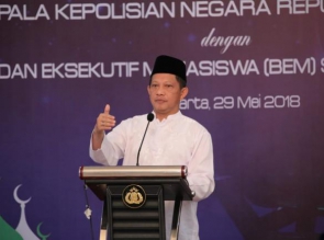 Kapolri Buka Puasa Bersama Ketua Badan Eksekutif Mahasiswa ( BEM ) Se-Jabotabek