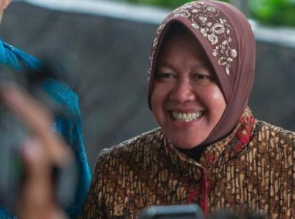 Risma Akan Tolak Tawaran Jadi Menteri