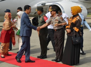 Kunjungan Kerja ke Sumbar, Presiden Resmikan KA Bandara Minangkabau