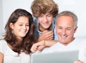 Bahaya Mendiagnosis Penyakit Lewat Internet