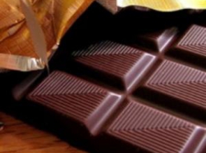 Cokelat Hitam Turunkan Tekanan Darah