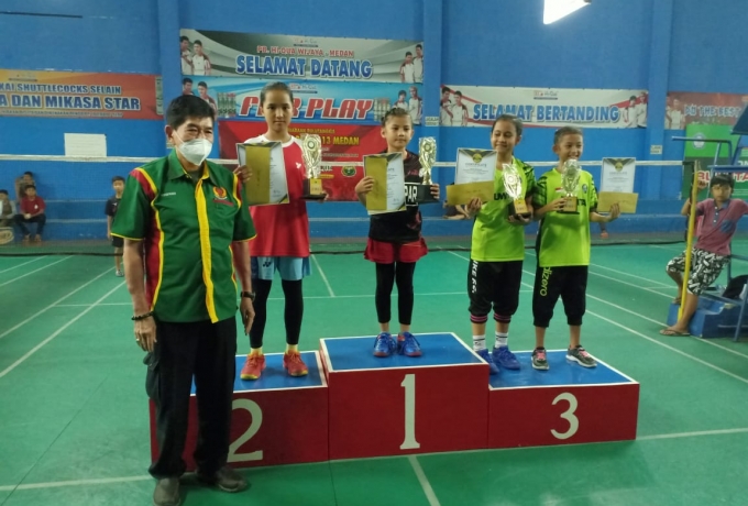 Juara 1 Hiqua Wijaya Open, Adelia Anjani Ini Kado Buat Ketua KONI Kampar Dan Jajaran Yang Baru Dilan