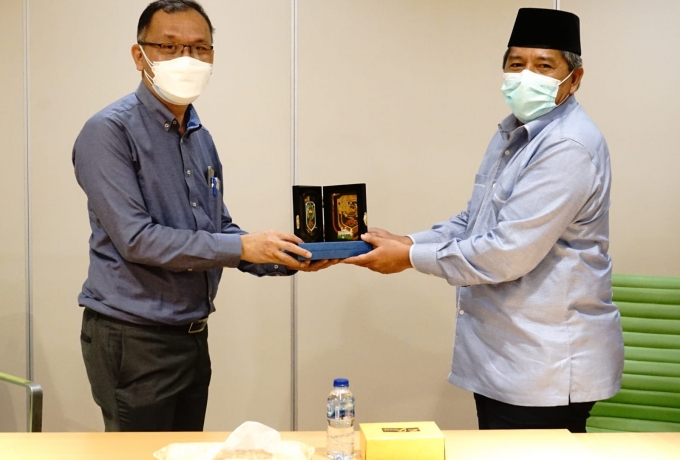 Tingkatkan Kualitas SDM di Siak, Alfedri lakukan diskusi dengan Kemendikbud