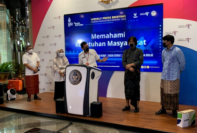 Sandiaga Apresiasi Kontribusi APR- Swara Gembira Lestarikan Tradisi dan Budaya Bangsa