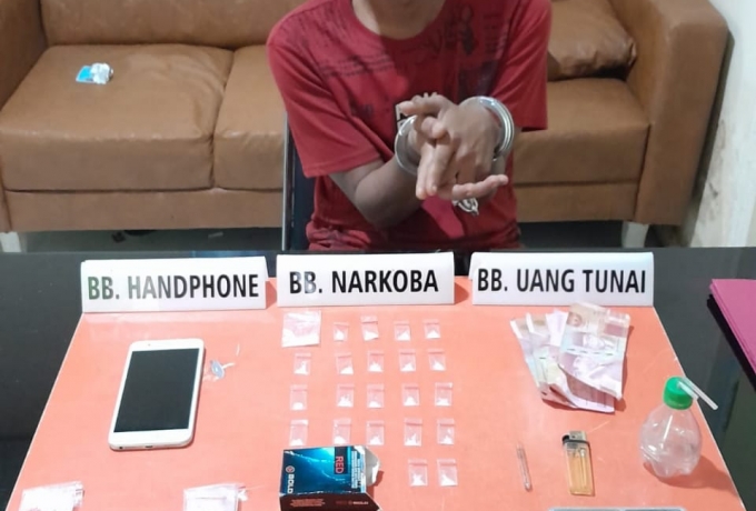 Grebek Rumah pengedar, Satnarkoba Polres Kampar Temukan 22 Paket Sabu Berserakan di Dalam Kamar