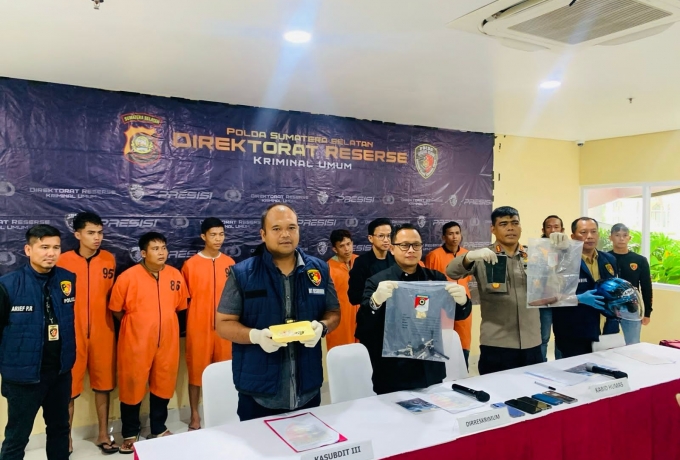Sempat Viral, 7 Pelaku Curas Sadis yang Lukai Nasabah Bank dibekuk Tim Jatanras Krimum Polda Sumsel.