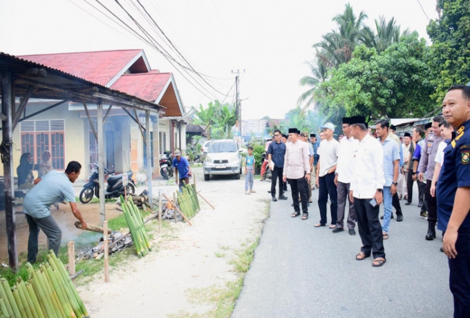 Tradisi Lomang Menggema, Bupati Kampar Ajak Masyarakat Jaga Warisan Leluhur