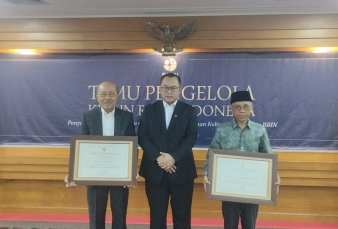 BRIN Berikan Penghargaan Terkait Kebun Raya UP Tuanku Tambusai 